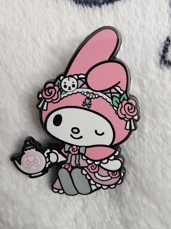 Tokidoki Kuromi & My Melody Tea Time Mystery Pins Online